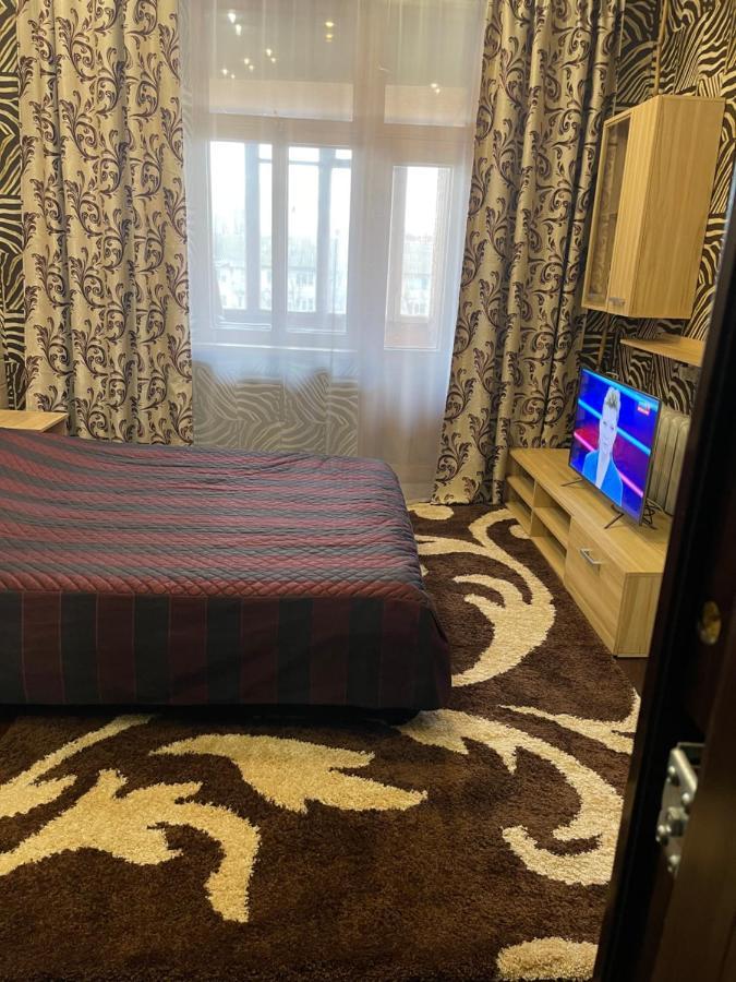 Apartament On Gagarin Avenue Lägenhet Kiev Exteriör bild