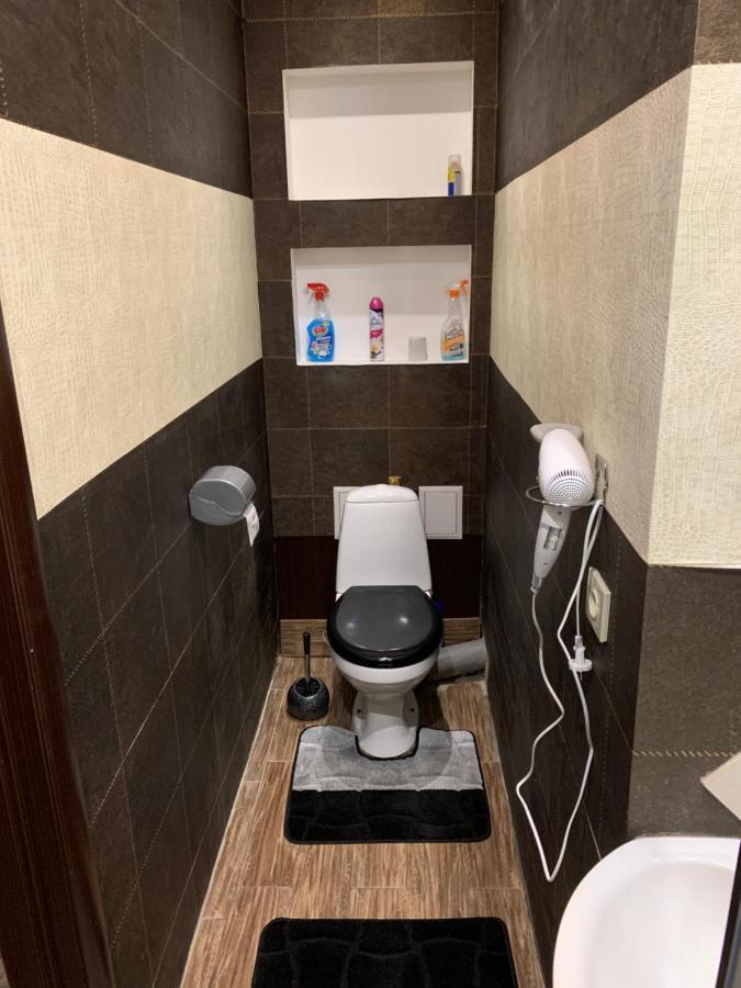 Apartament On Gagarin Avenue Lägenhet Kiev Exteriör bild